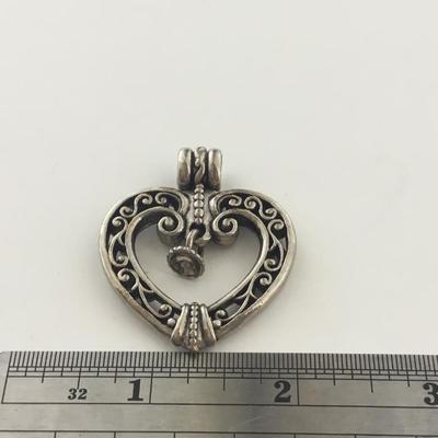 Unmarked heart fashion necklace pendant