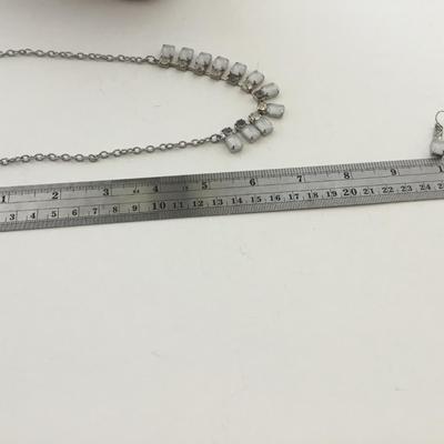 Beautiful unmarked rhinestone necklace and matching earrings