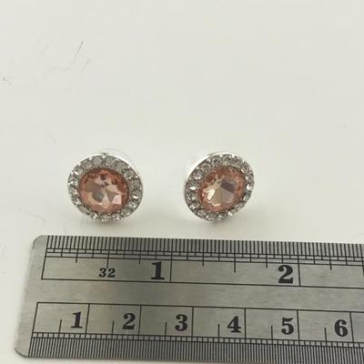 Unmarked rhinestone round stud earrings