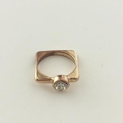 Gold tone square unmarked ring