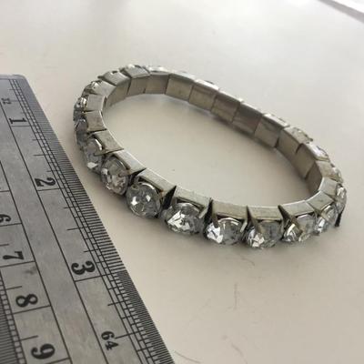 Rhinestone stretchy fashion bracelet