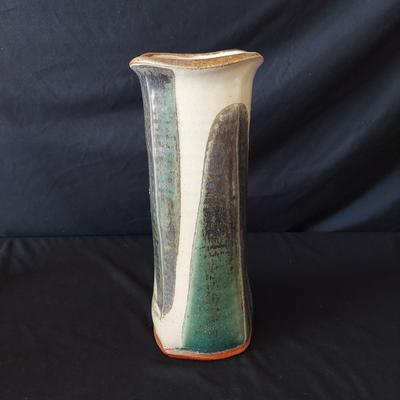 AW3, Peters & More Stoneware Vases & Bowls (FP-BBL)