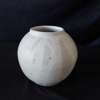 AW3, Peters & More Stoneware Vases & Bowls (FP-BBL)