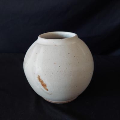 AW3, Peters & More Stoneware Vases & Bowls (FP-BBL)