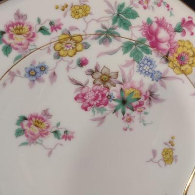 Crown Imperial Czechoslovakia China- Approx 84 Pieces