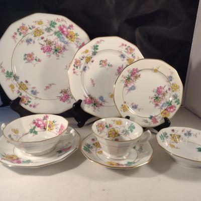 Crown Imperial Czechoslovakia China- Approx 84 Pieces