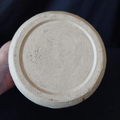 Blue & White Glazed Pottery (FP-BBL)