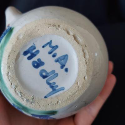 Blue & White Glazed Pottery (FP-BBL)