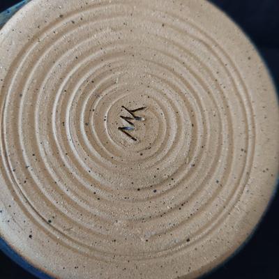 Blue & White Glazed Pottery (FP-BBL)