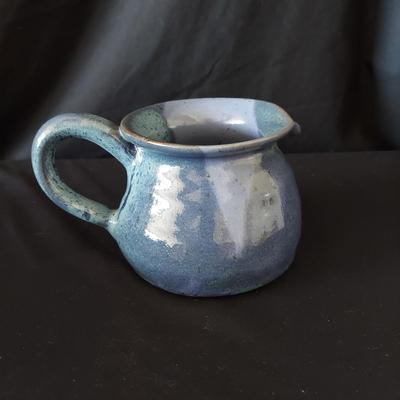 Blue & White Glazed Pottery (FP-BBL)