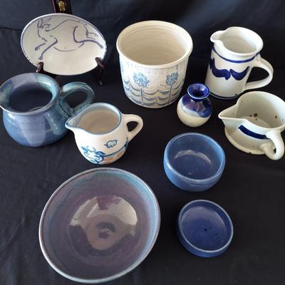 Blue & White Glazed Pottery (FP-BBL)