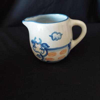 Blue & White Glazed Pottery (FP-BBL)