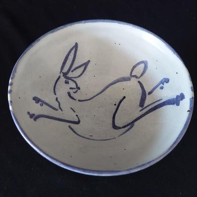 Blue & White Glazed Pottery (FP-BBL)