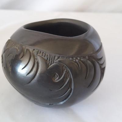 Pueblo Blackware Pot by Kelli Little Kachina Tafoya (LR-BBL)