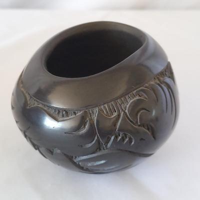 Pueblo Blackware Pot by Kelli Little Kachina Tafoya (LR-BBL)