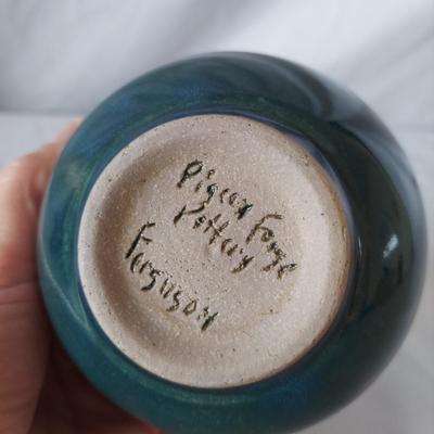 Pigeon Forge Pottery & More (FP-BBL)