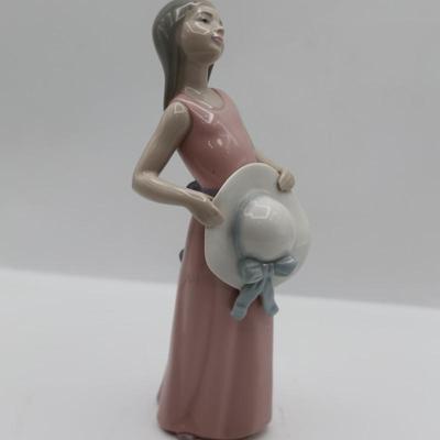Lladro Porcelain Figurine Titled "Dreamer"
