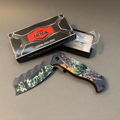 Razor Tactical - Survival Knife Series - Green Skull Handle & Blade