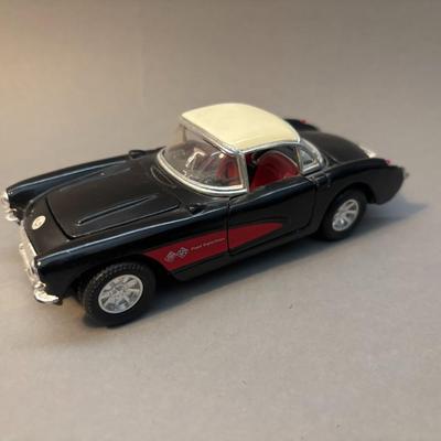 1957 Chevrolet Corvette Model Die-cast Metal SS 5709 - Black/Red