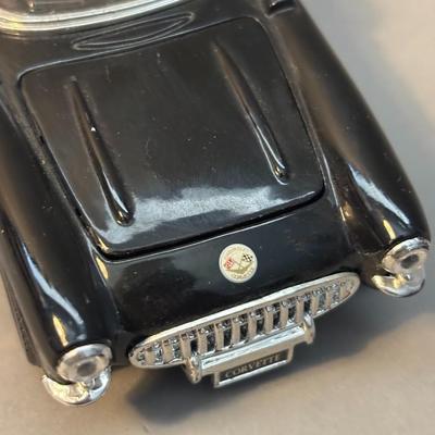 1957 Chevrolet Corvette Model Die-cast Metal SS 5709 - Black/Red