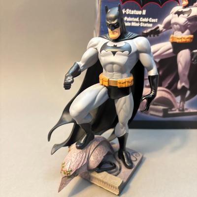 Batman Mini Statue II (DC Direct, 2002) - Porcelain Statue