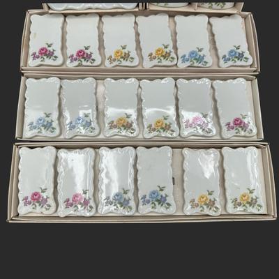Vintage Porcelain Write-On/Wipe-Off Menu Board with Matching Place Cards & Napkin Rings