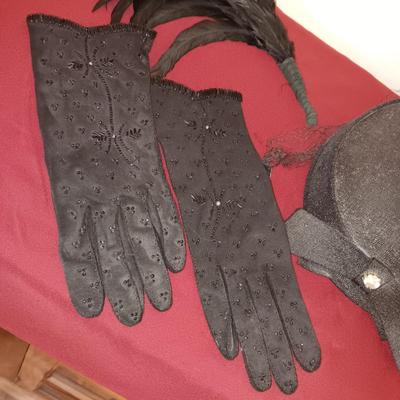 ANTIQUE DAYIRE LADIES HAT, HAND BEADED DRESS GLOVES AND AUTHENTIC FEATHER FAN
