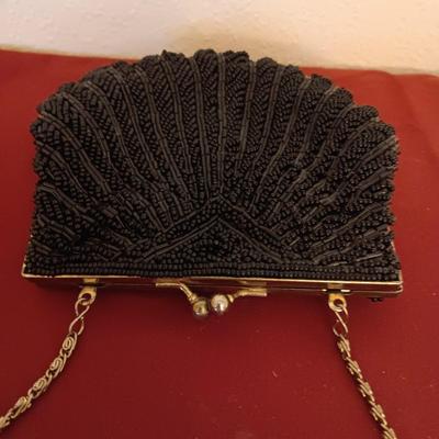 HANDMADE VINTAGE BEADED PURSE W/LONG GOLD TONE CHAIN AND A SMALL CHANGE PURSE