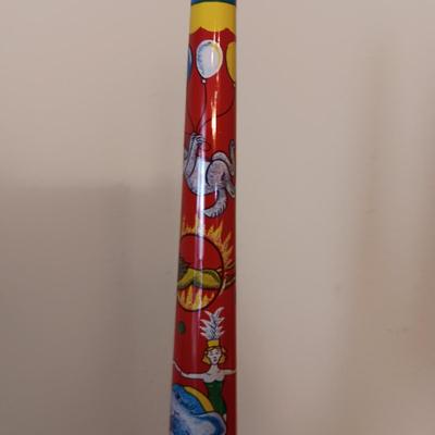 TIN WORLD CIRCUS HORN AND 3 CLICKER CRICKETS