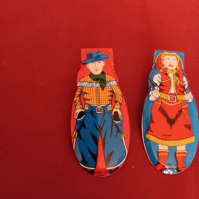 TIN WORLD CIRCUS HORN AND 3 CLICKER CRICKETS
