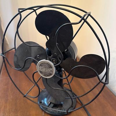 Vintage Emerson 10” Fan 2250B