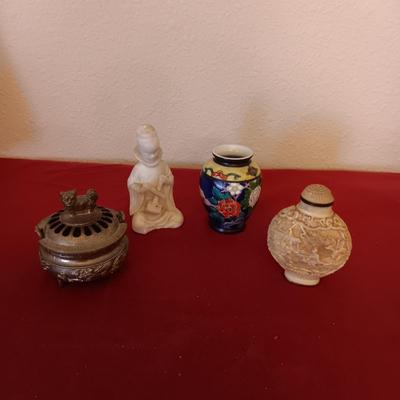 SMALL ASIAN THEMED COLLECTIBLES