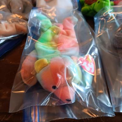 LIKE NEW STANDARD SIZE TY BEANIE BABIES WITH SOME MCDONALD'S BEANIE BABIES
