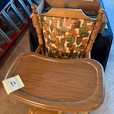Sale Photo Thumbnail #2: Vintage Wooden High Chair