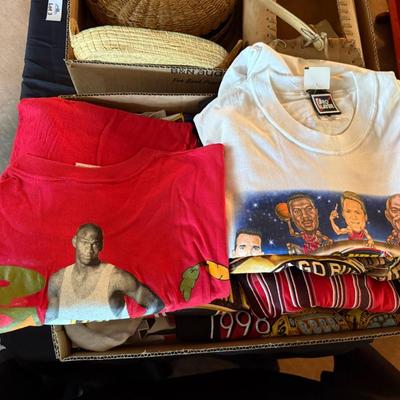 Sale Photo Thumbnail #7: Mostly new Chicago Bulls T-Shirts