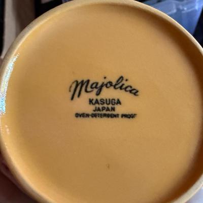 Sale Photo Thumbnail #12: Orange Kasuga Majolica China Set