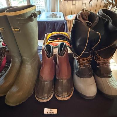 Sale Photo Thumbnail #64: Size 12 Mens various boots & 1 smaller pair ?