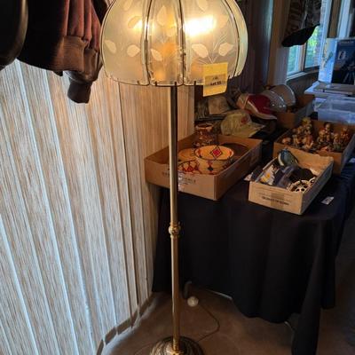 Sale Photo Thumbnail #145: Working brass & glass floor lamp w/several bulbs