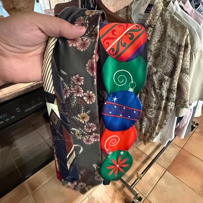 Sale Photo Thumbnail #161: Tons of Men’s Neckties & 1 pair Suspenders as shown