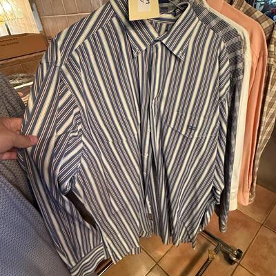 Sale Photo Thumbnail #165: 7 Total Extra Large Lucchese Men’s long sleeve shirts