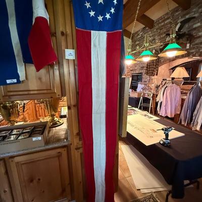 Sale Photo Thumbnail #178: 13 Starred Vintage USA banner/flag
