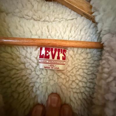 Sale Photo Thumbnail #272: 48 Large Levi’s Red Tab Jean/Denim Jacket as shown