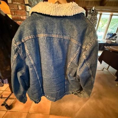 Sale Photo Thumbnail #271: 48 Large Levi’s Red Tab Jean/Denim Jacket as shown