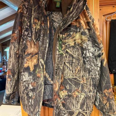 Sale Photo Thumbnail #288: Cabella’s Camo 2XL Pants & XL Jacket as shown
