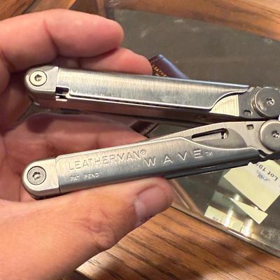 Sale Photo Thumbnail #605: Nice old Leatherman Wave multi-tool in case