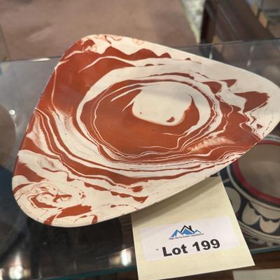 Sale Photo Thumbnail #611: Alaska Mud handmade indian platter brown & white