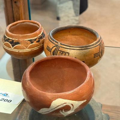 Sale Photo Thumbnail #614: 3 Native similar sized small ceramic bowls