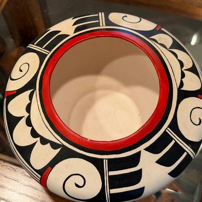 Sale Photo Thumbnail #621: Red/Black/White Native American signed bowl