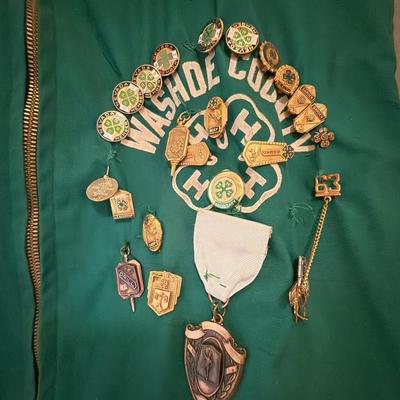 Sale Photo Thumbnail #635: Vintage green Washoe Cty. 4H Jacket w/lots of pins