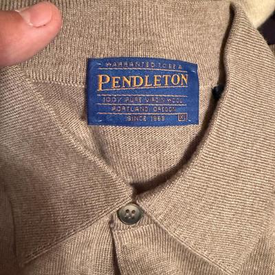 Sale Photo Thumbnail #699: lot of 6 Men’s XL Pendleton Sweaters